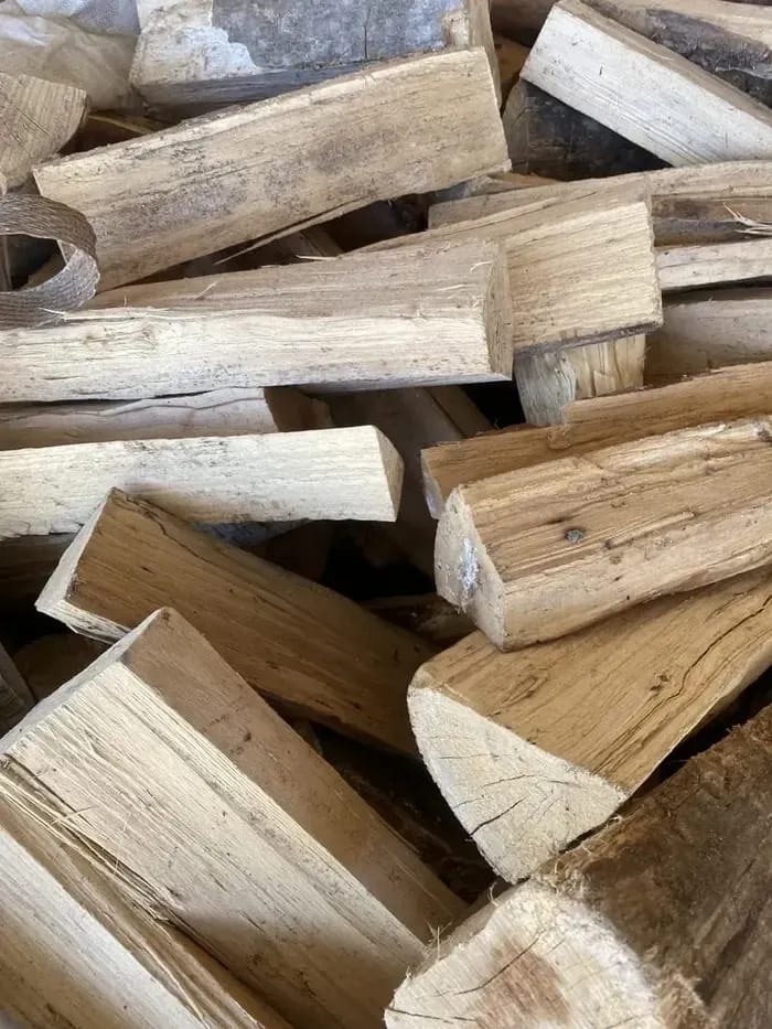 Gespaltenes Brennholz, ofenfertig